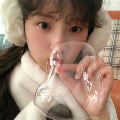 你像上帝一样吻我